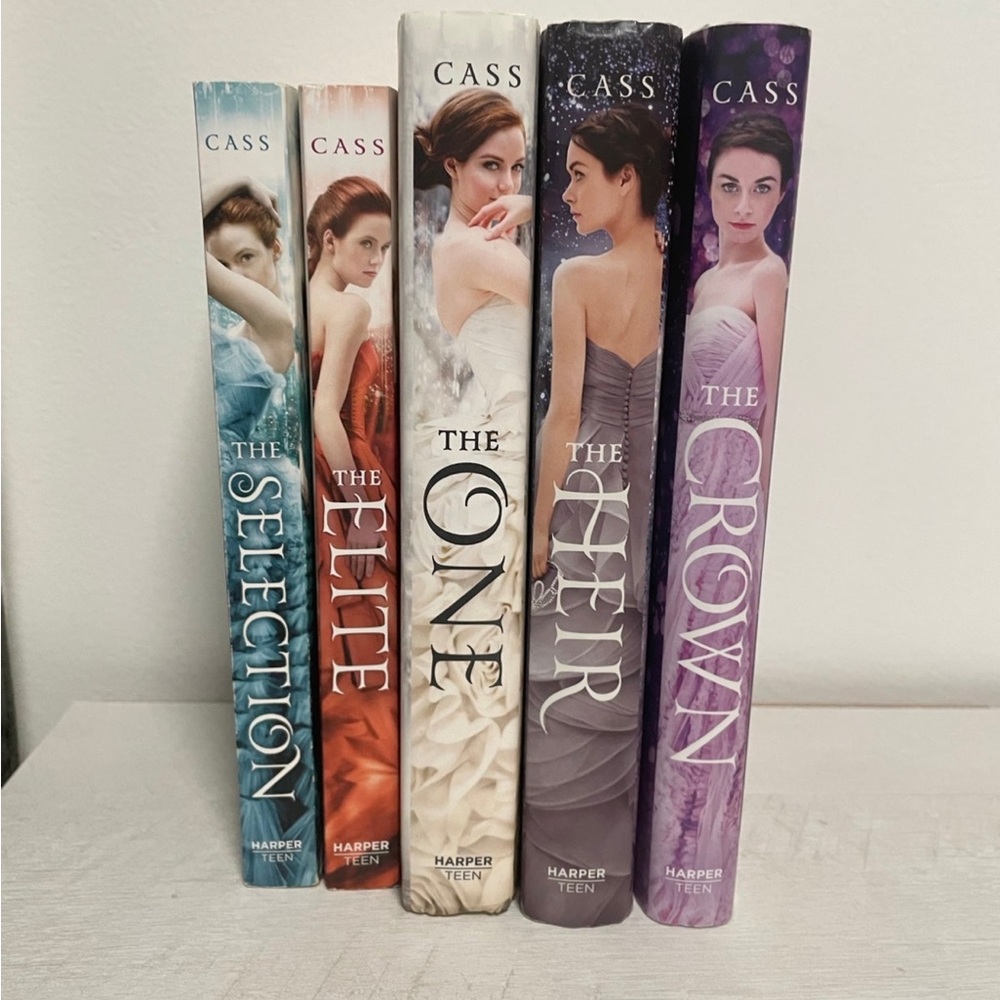 The selection by Kiera Cass full series